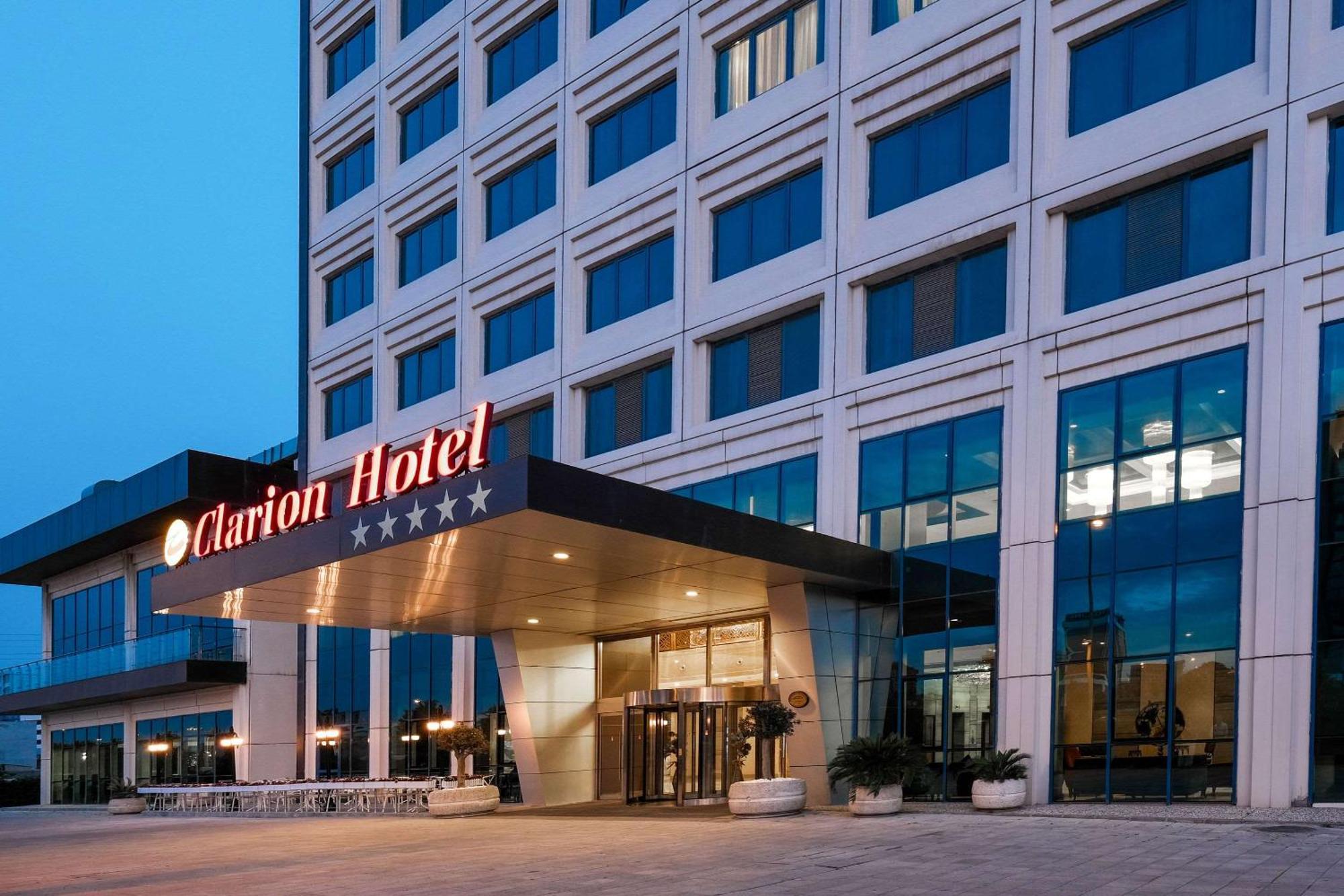 Clarion Hotel Istanbul Mahmutbey — Fotos 2